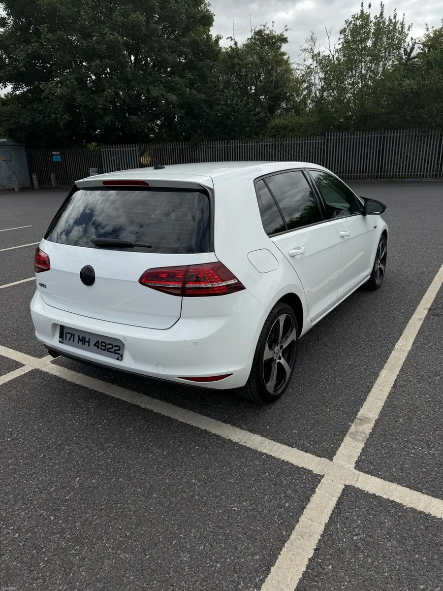 2017 VW Golf 1.6 TDI - Low Mileage - Image 4