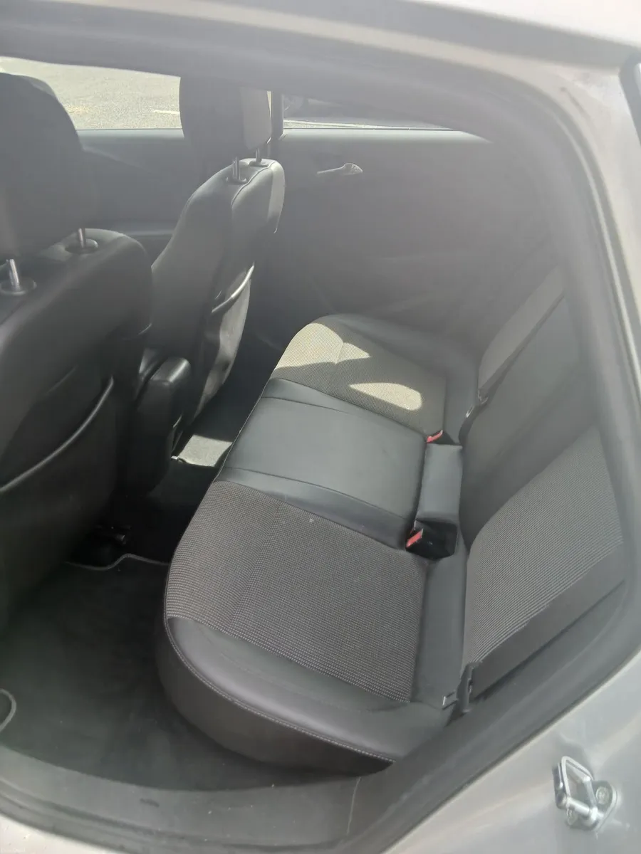 Opel Astra 2014 - Image 4