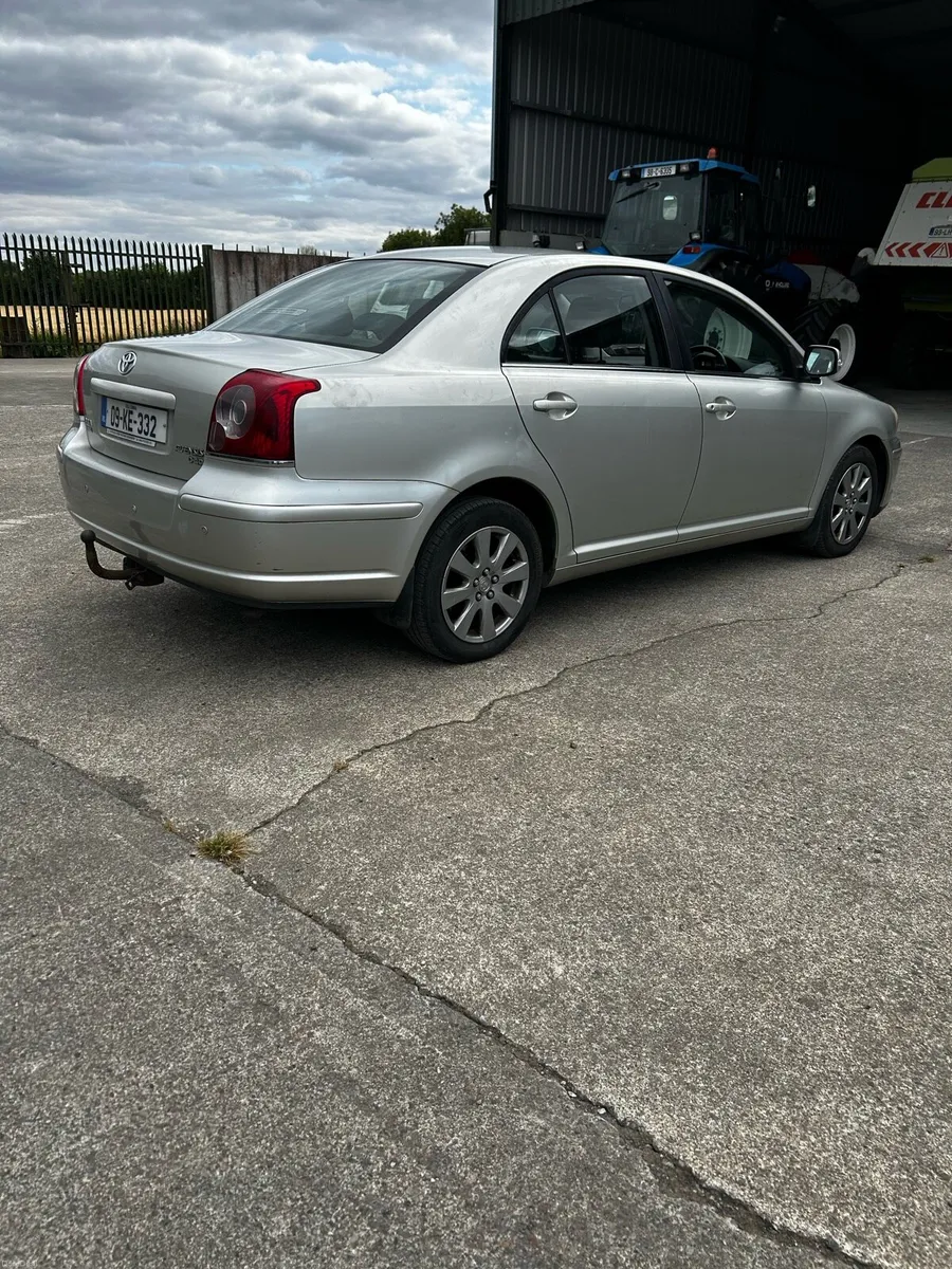 Toyota Avensis - Image 4