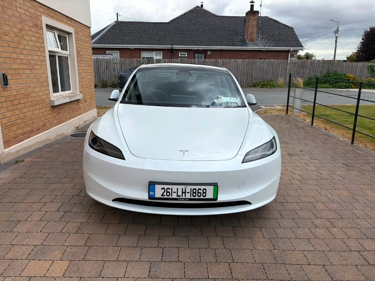 Tesla Model 3 2026 - Image 5