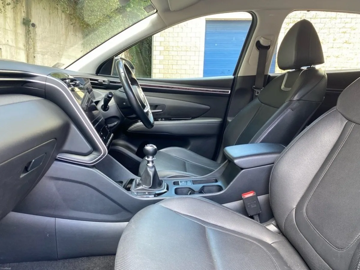 Hyundai Tucson IX35 EXECUTIVE PLUS 5DR - Image 6