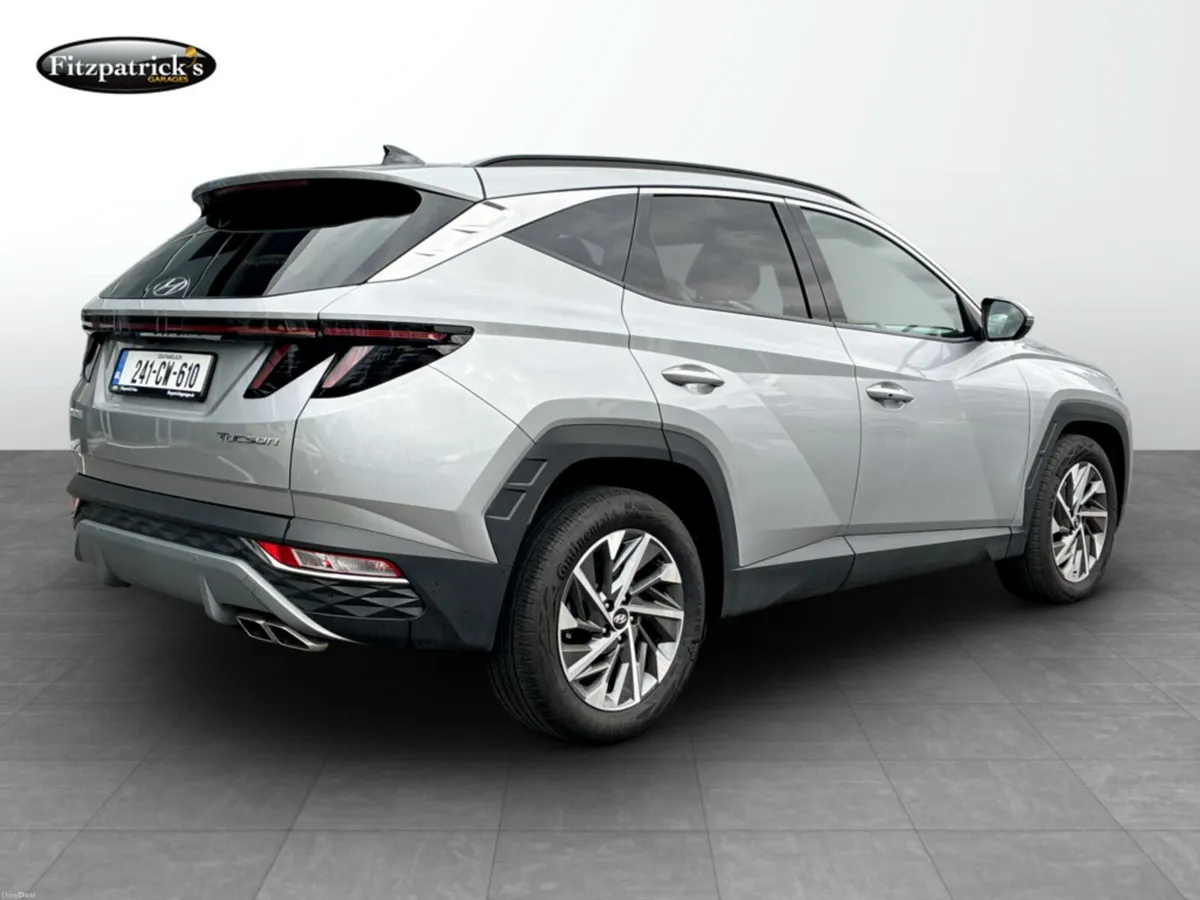 Hyundai Tucson Executive Plus 1.6 Diesel - Image 3