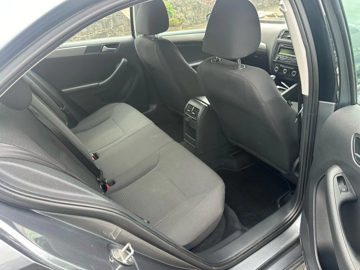 Vw Jetta 2.0 NEW NCT - Image 6