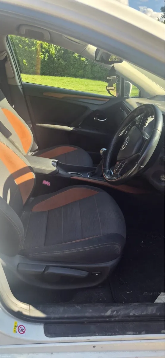 Car - Image 6