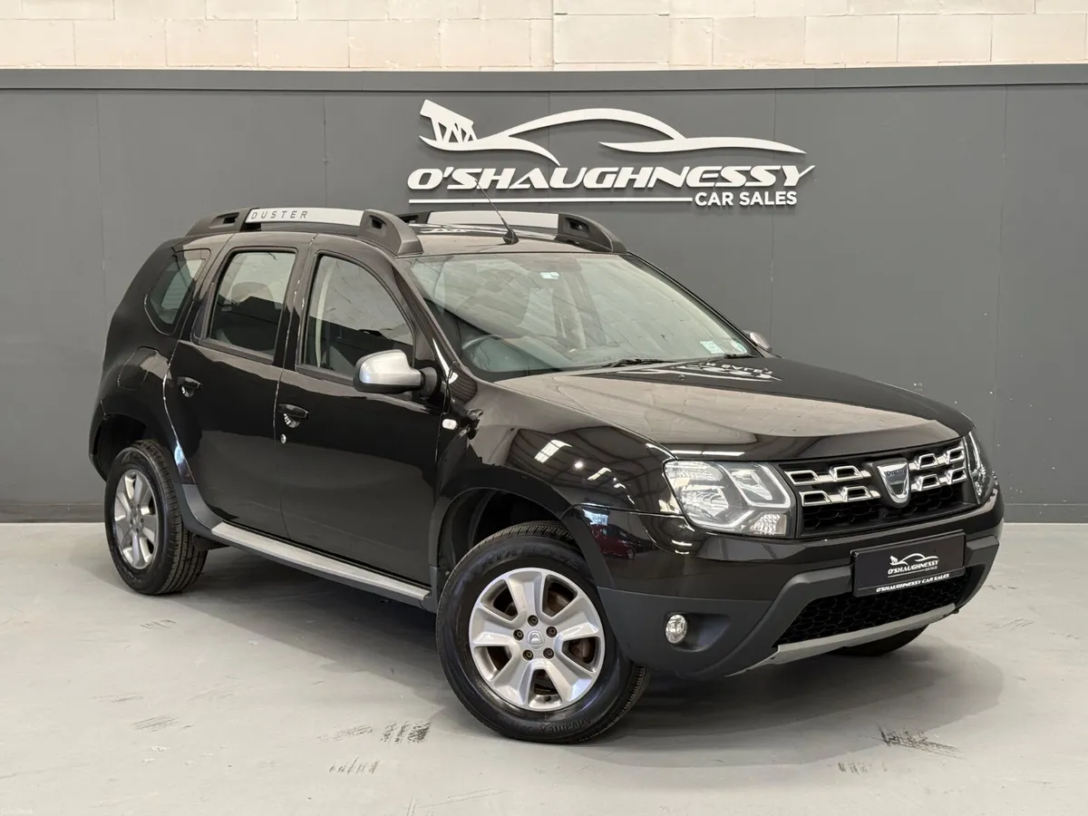 Dacia Duster 2017 Signature Low KMS €7950 - Image 1