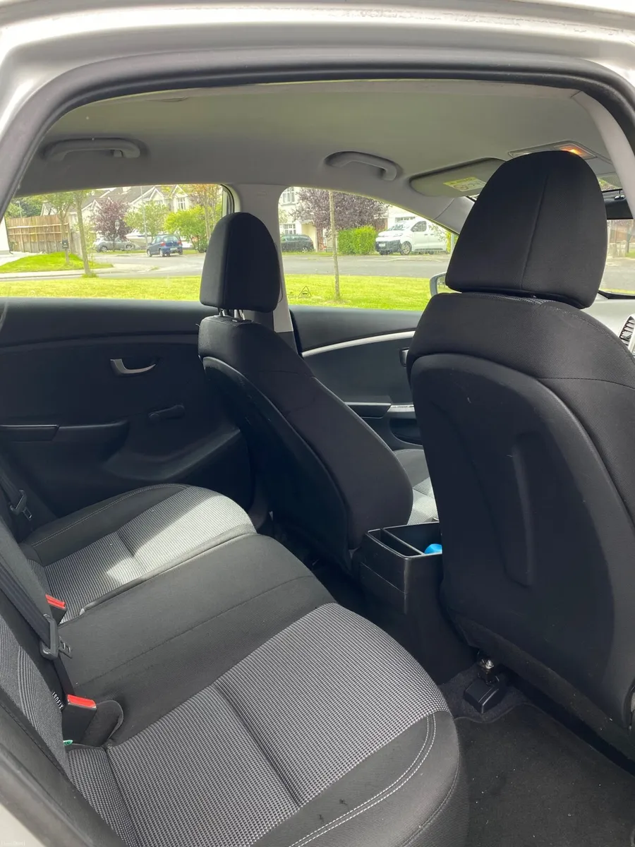 Hyundai i30 2015 - Image 4