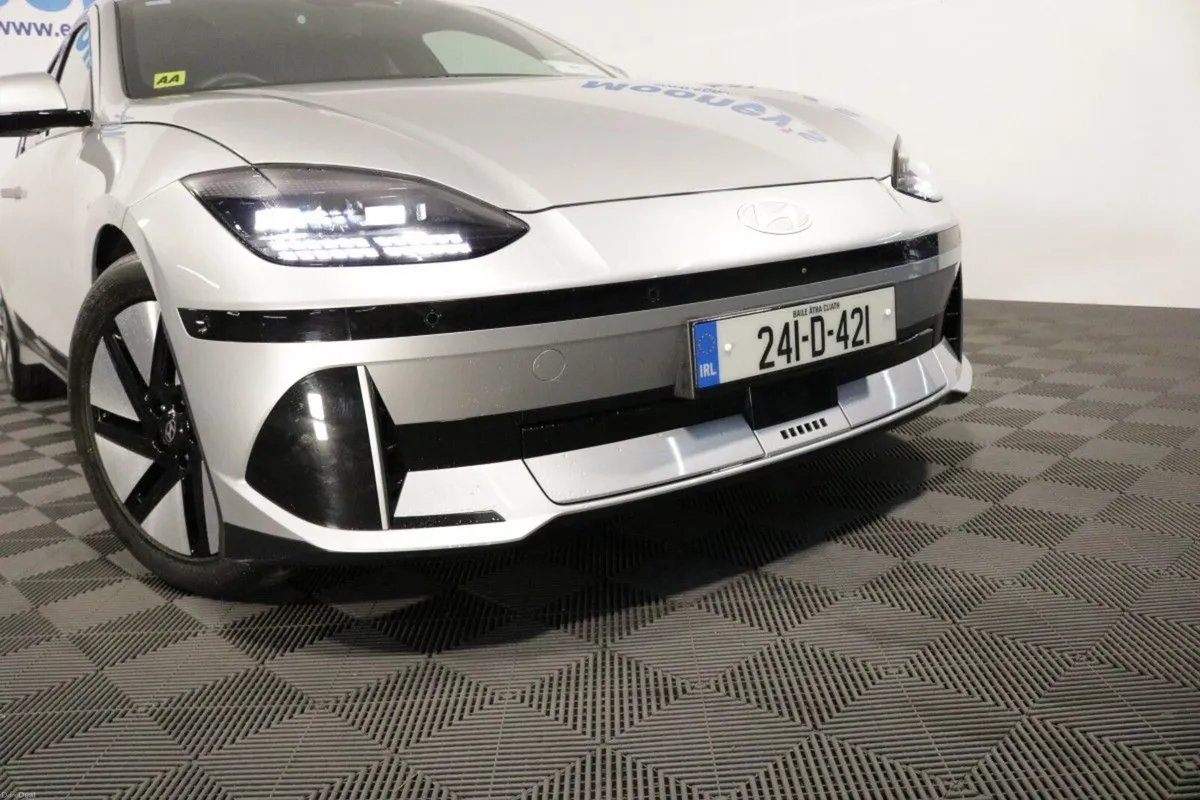 Hyundai IONIQ 6 Elegance 77 KwH EV Saloon - Image 3