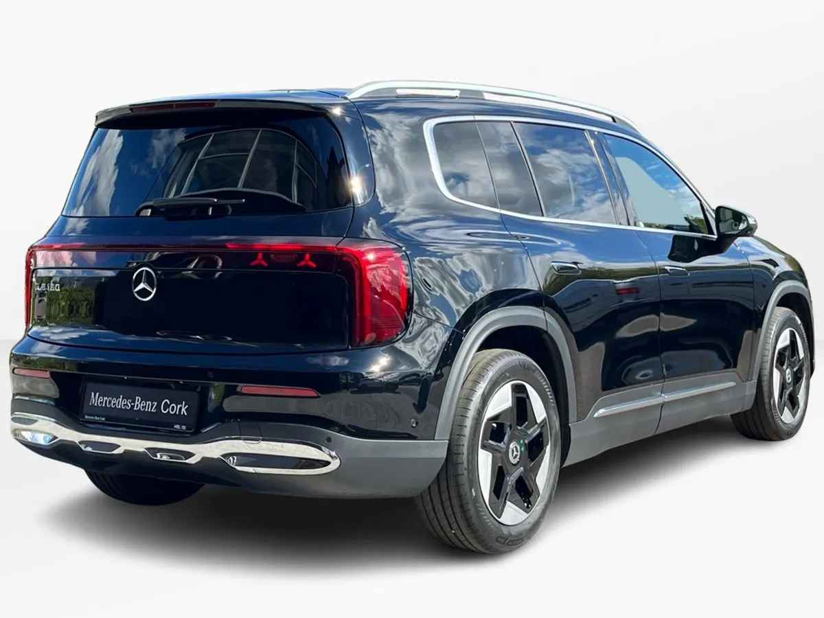 Mercedes-Benz GLB 180 Progressive Line HEV **New M - Image 3