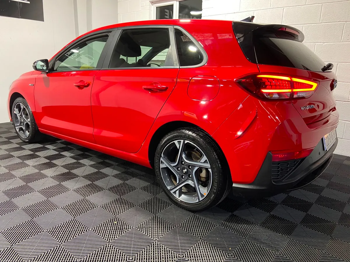 Hyundai i30 2022 1.0 DELUXE FULL NLINE SPEC EXTRAS - Image 5