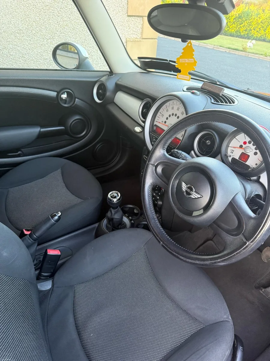 2013 Mini Cooper 1.6D - Image 5