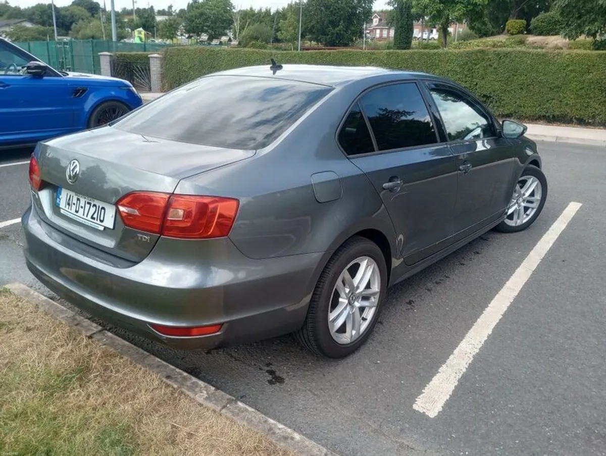 2014 Volkswagen Jetta - Image 3