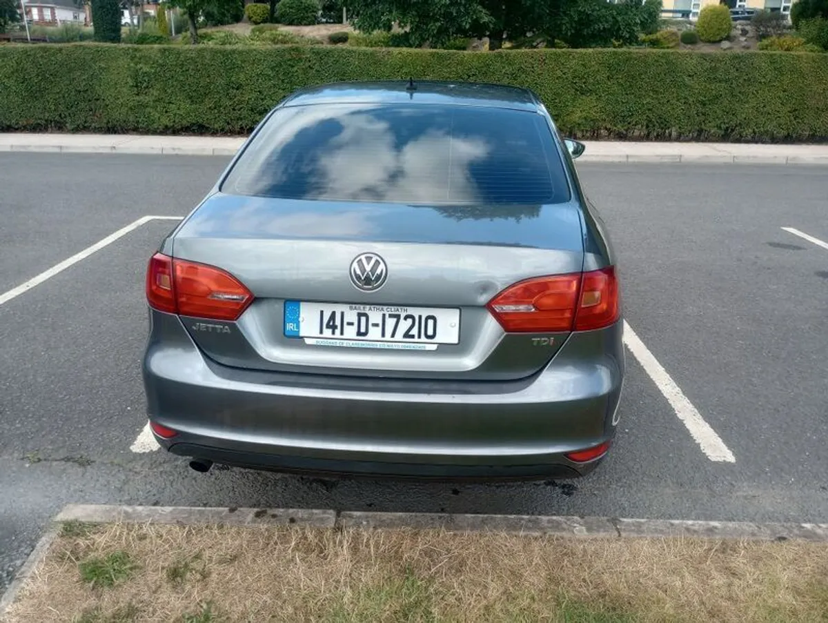 2014 Volkswagen Jetta - Image 5
