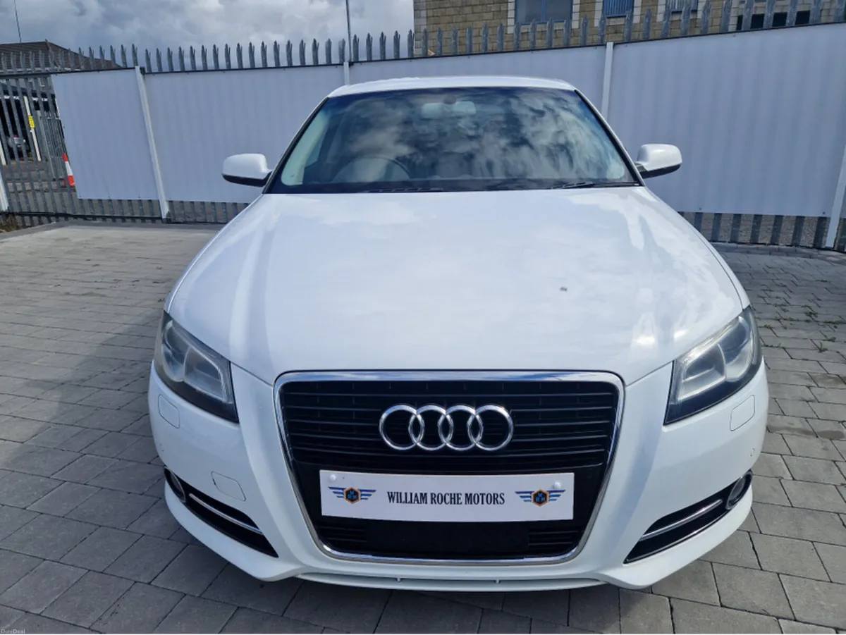 Audi A3 1.4 PETROL AUTO - Image 3