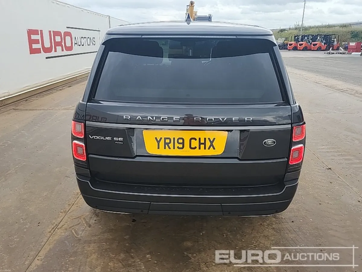 2019 Range Rover Vogue SE - Image 3