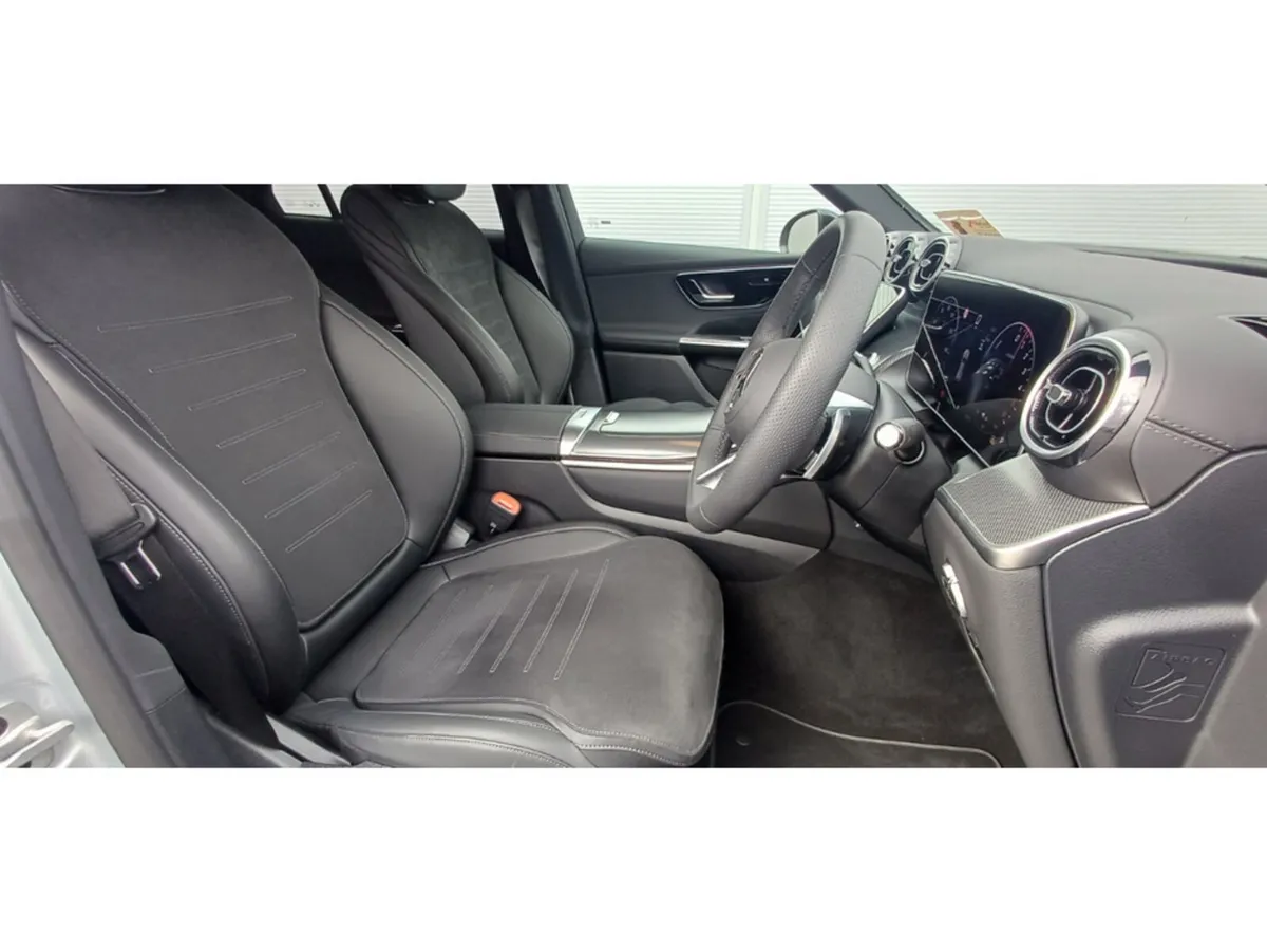Mercedes-Benz GLC 261 GLC 300de 4MATIC AMG - Image 6