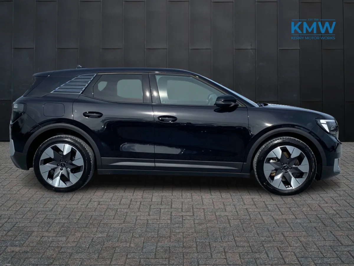 Ford Explorer PREMIUM 77KWH EXTENDE - Image 2