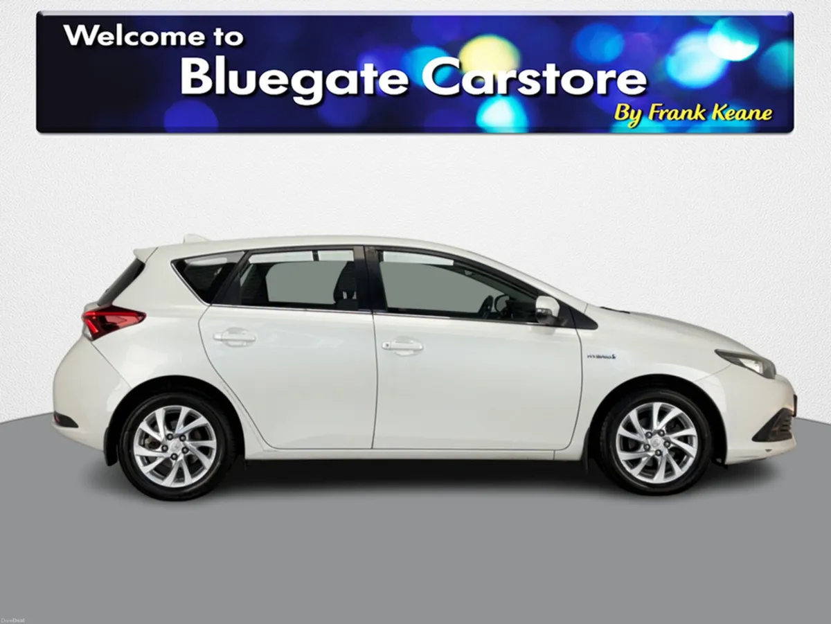 Toyota Auris 1.8 HYBRID LUNA 4DR AUTOMATIC**MULTIF - Image 2