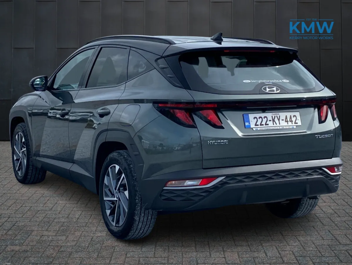 Hyundai Tucson IX35 EXECUTIVE 2TONE 5DR - Image 4