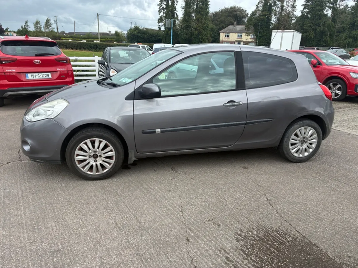 Renault Clio 1.2 I MUSIC 75BHP 3DR - Image 5