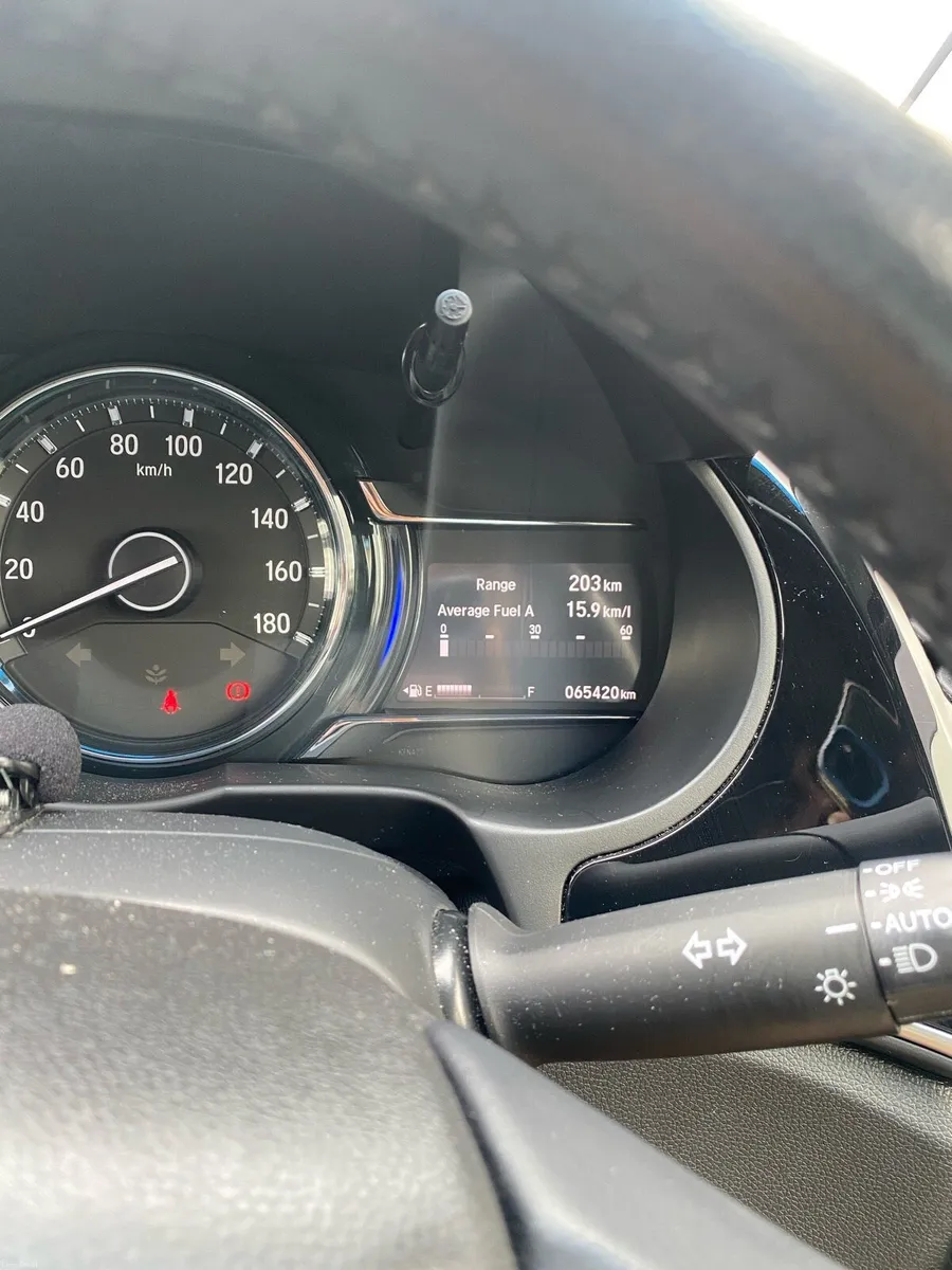 2019 Honda Grace Hybrid - Image 2