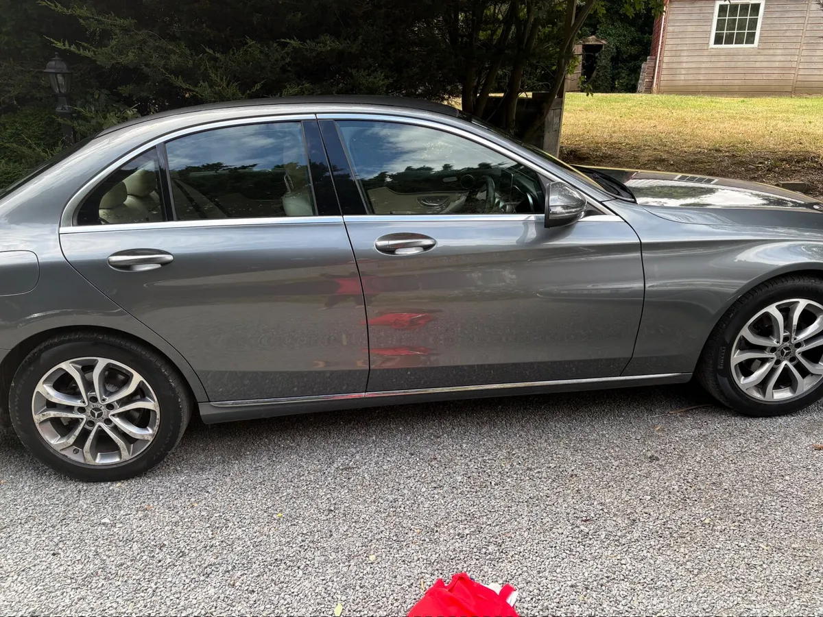 Mercedes-Benz C-Class 2017 - Image 6