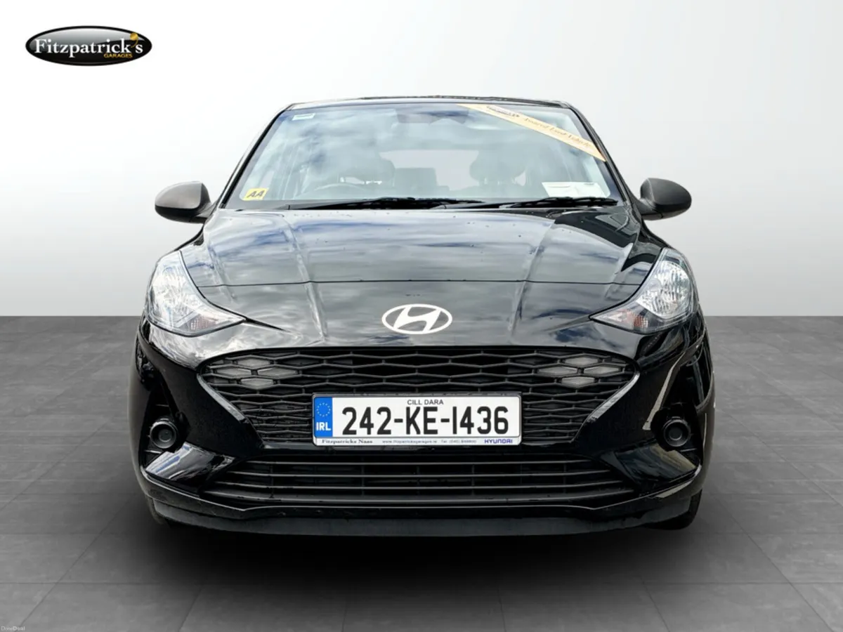Hyundai i10 Classic 1.0 Petrol - Image 2