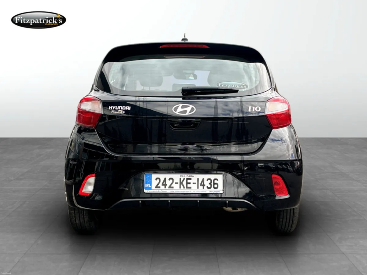 Hyundai i10 Classic 1.0 Petrol - Image 5