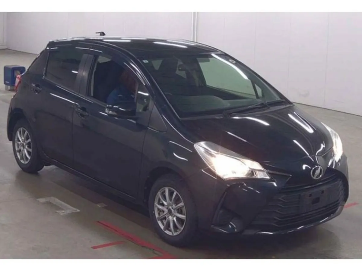 Toyota Vitz 1.0 Petrol Auto - Image 2