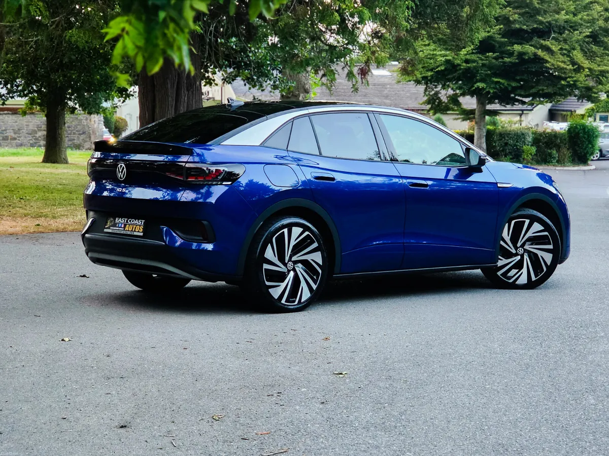 VOLKSWAGEN ID.5 STYLE PRO PERFORMANCE - Image 2