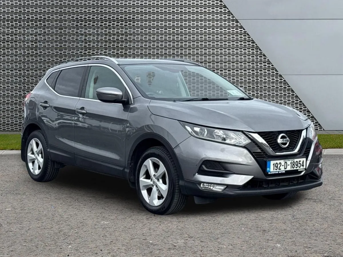 Nissan Qashqai 1.3 PET SV - Image 1