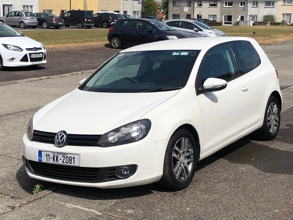 11 VW GOLF 1,6 DIESEL 3 DR - Image 2