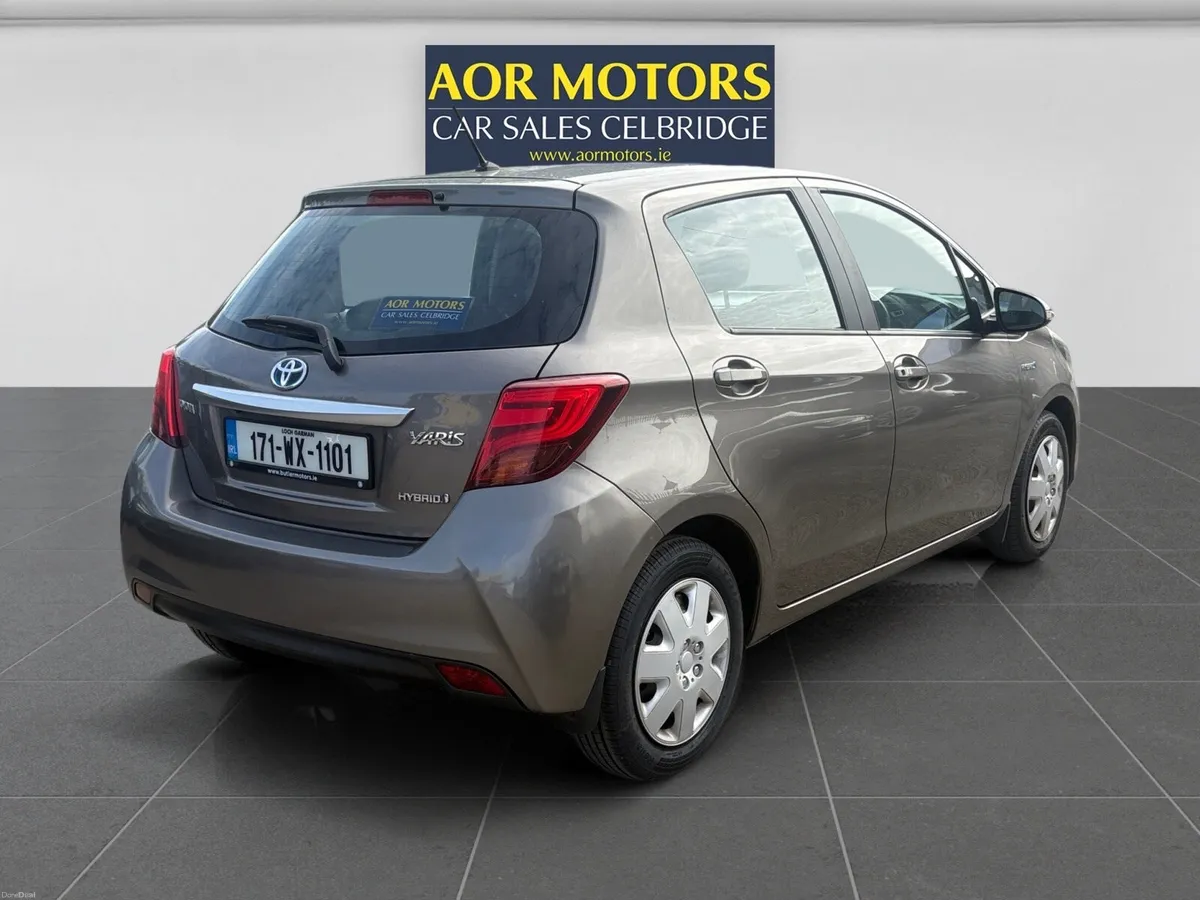 Toyota Yaris 2017 HYBRID IRISH CAR - Image 5