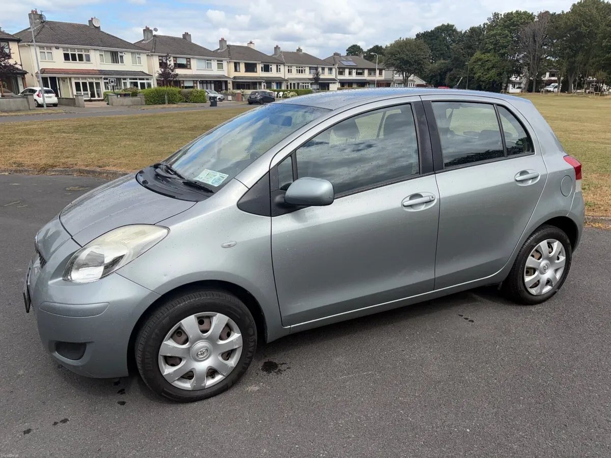 Toyota Yaris 2010 - Image 3
