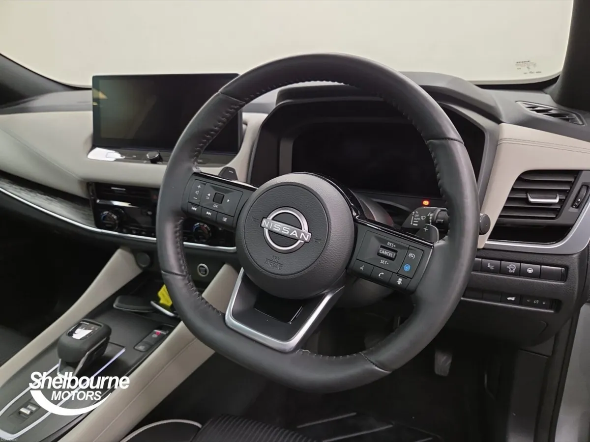 Nissan Qashqai Hatchback Tekna - Image 4
