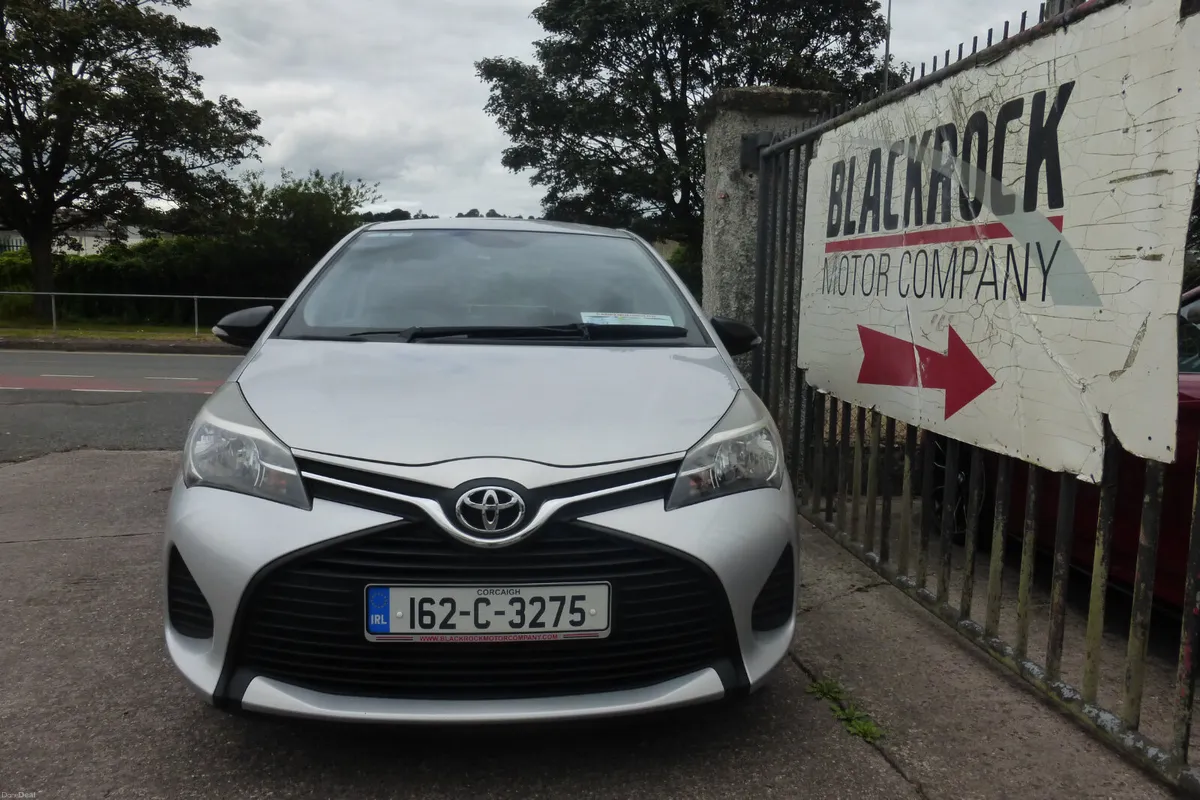 Toyota Yaris 2016 - Image 2