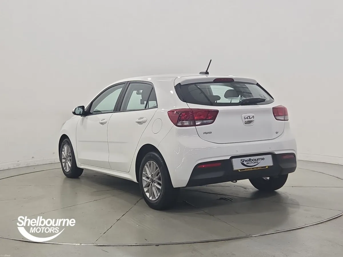 Kia Rio Hatchback 2 - Image 2