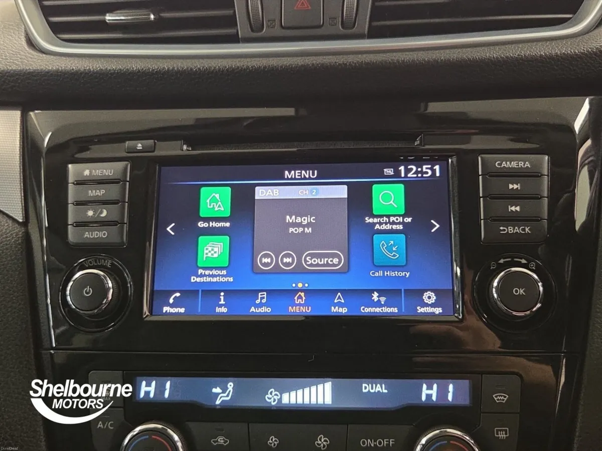 Nissan Qashqai Diesel Hatchback Tekna - Image 5