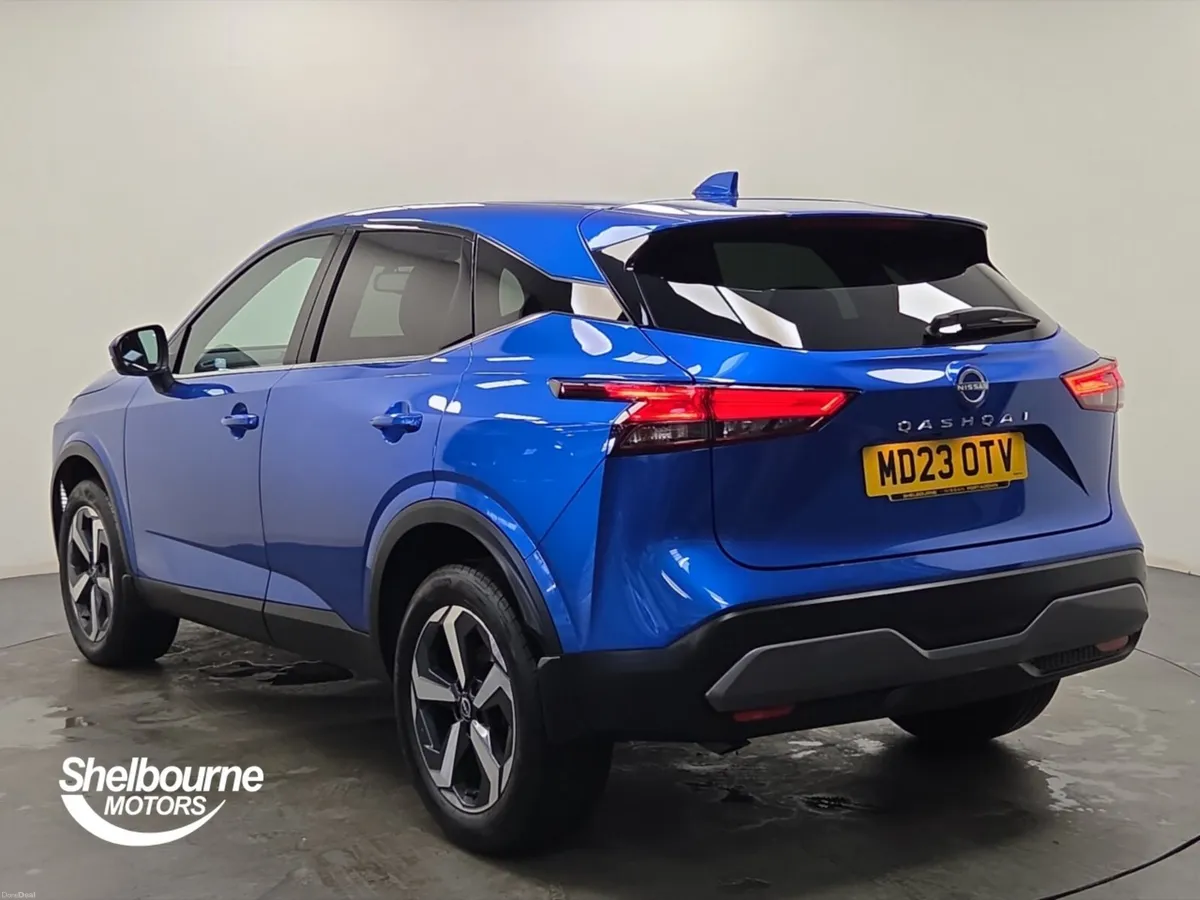 Nissan Qashqai Hatchback N-Connecta - Image 2