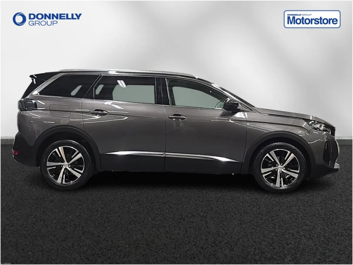 Peugeot 5008 Diesel Estate GT - Image 3