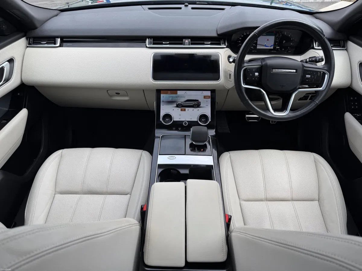 2023 Range Rover Velar 2.0L R-Dynamic S 2.0 I4 - Image 3