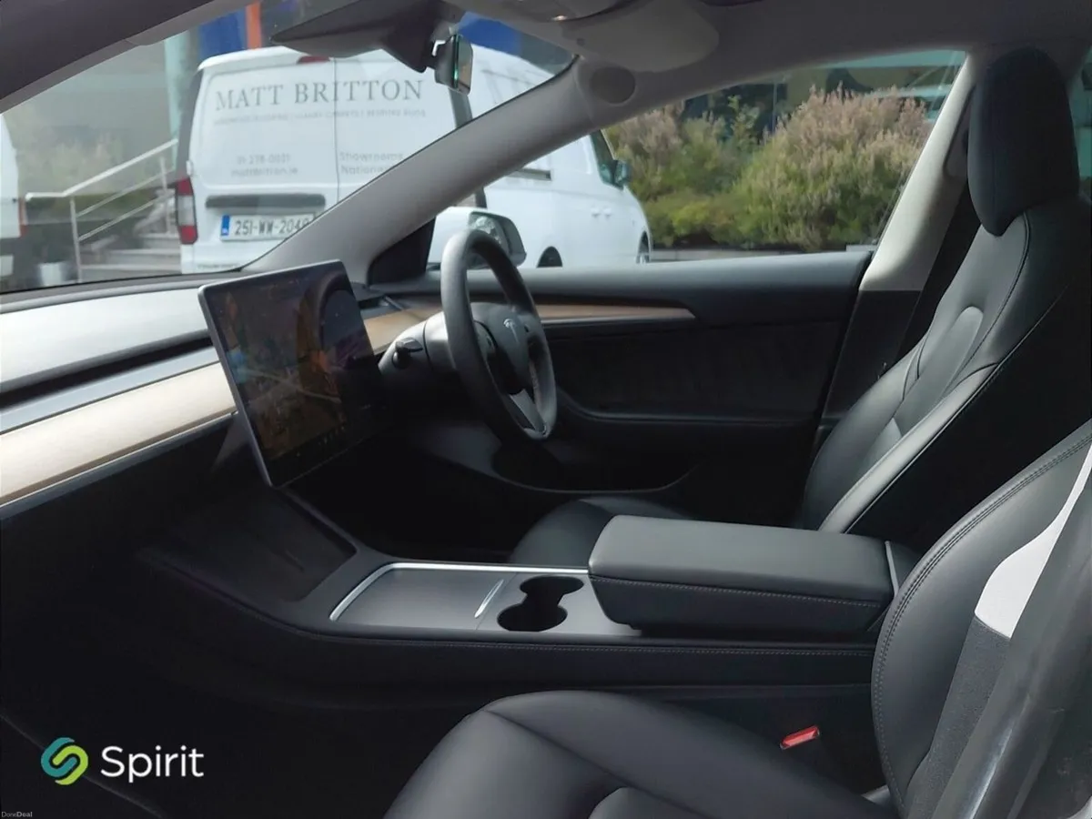 Tesla Model 3 RWD PHONE MICK 0868323328 - Image 3
