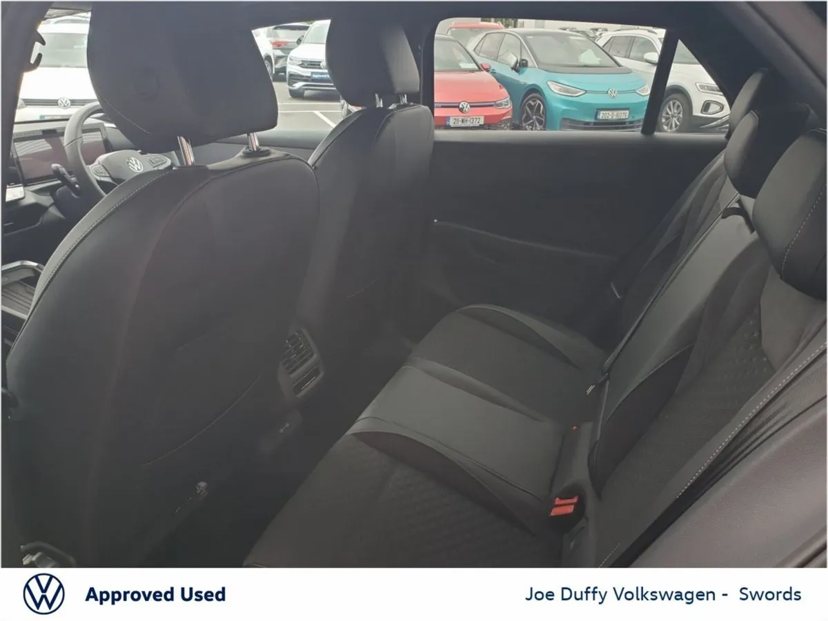 Volkswagen T-Roc R-LINE 1.5TSI 150HP MHEV - Image 5