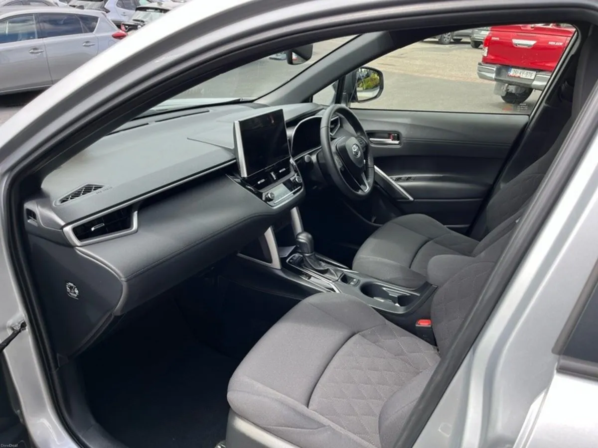 Toyota Corolla Cross COROLLA CROSS SPORT 1.8 - Image 6