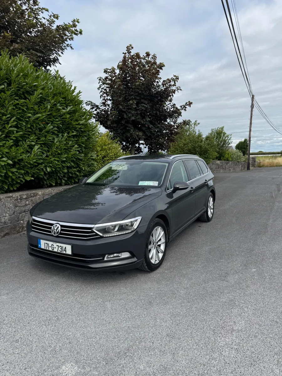 Volkswagen Passat 2017 - Image 4