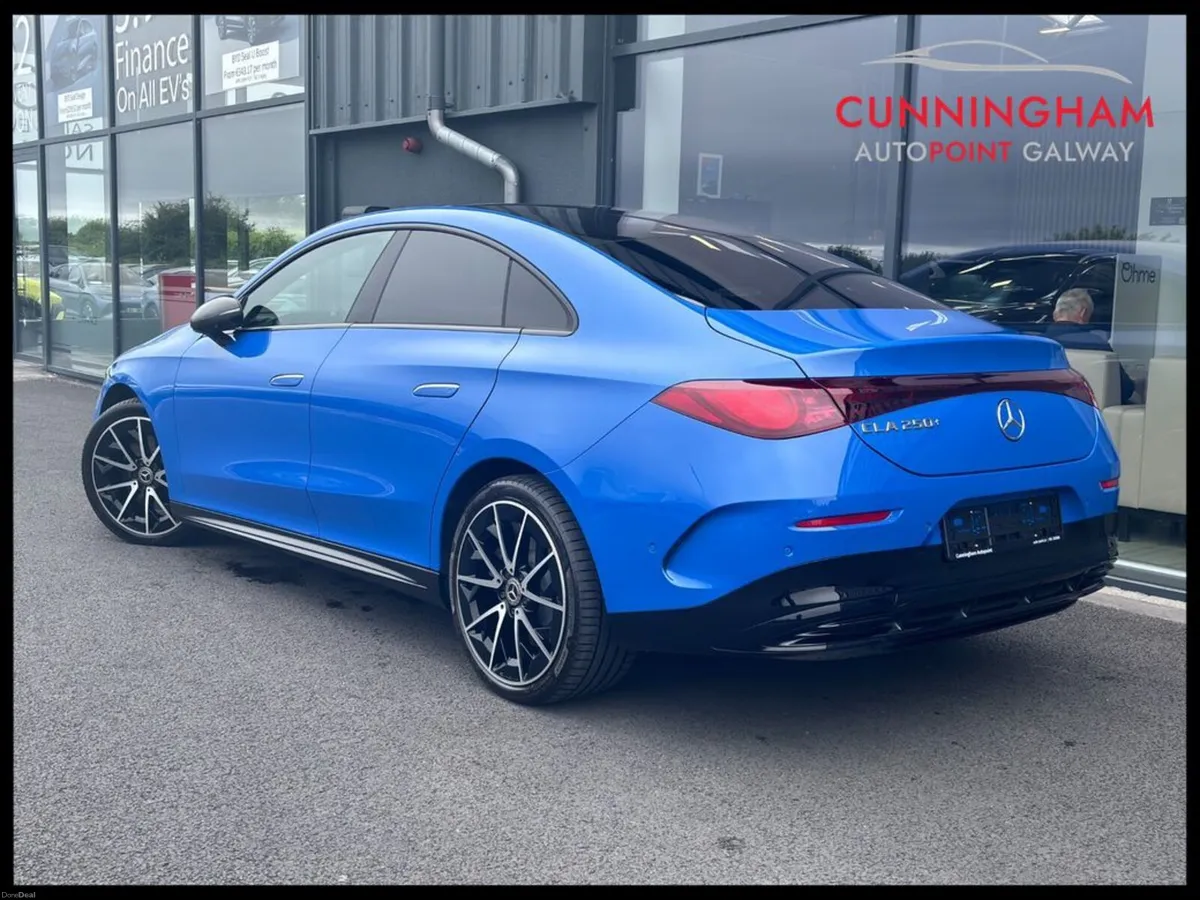 Mercedes-Benz CLA 250+ EQ AMG Premium Edition - Image 2