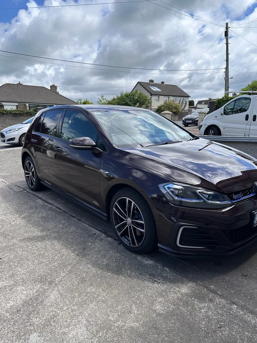 Golf GTE - Image 1