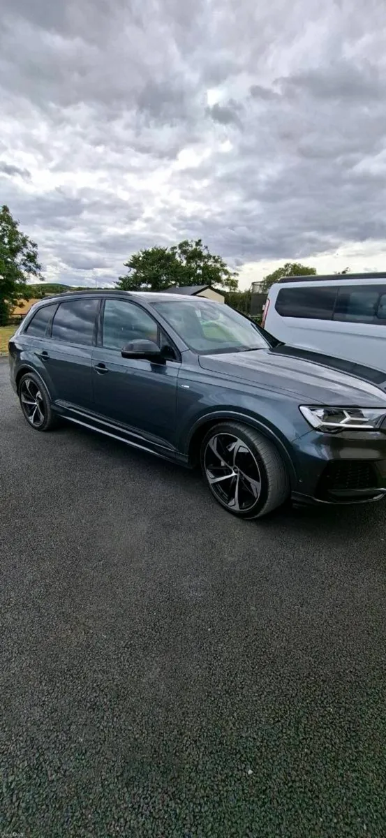 Audai q7 2023 - Image 1
