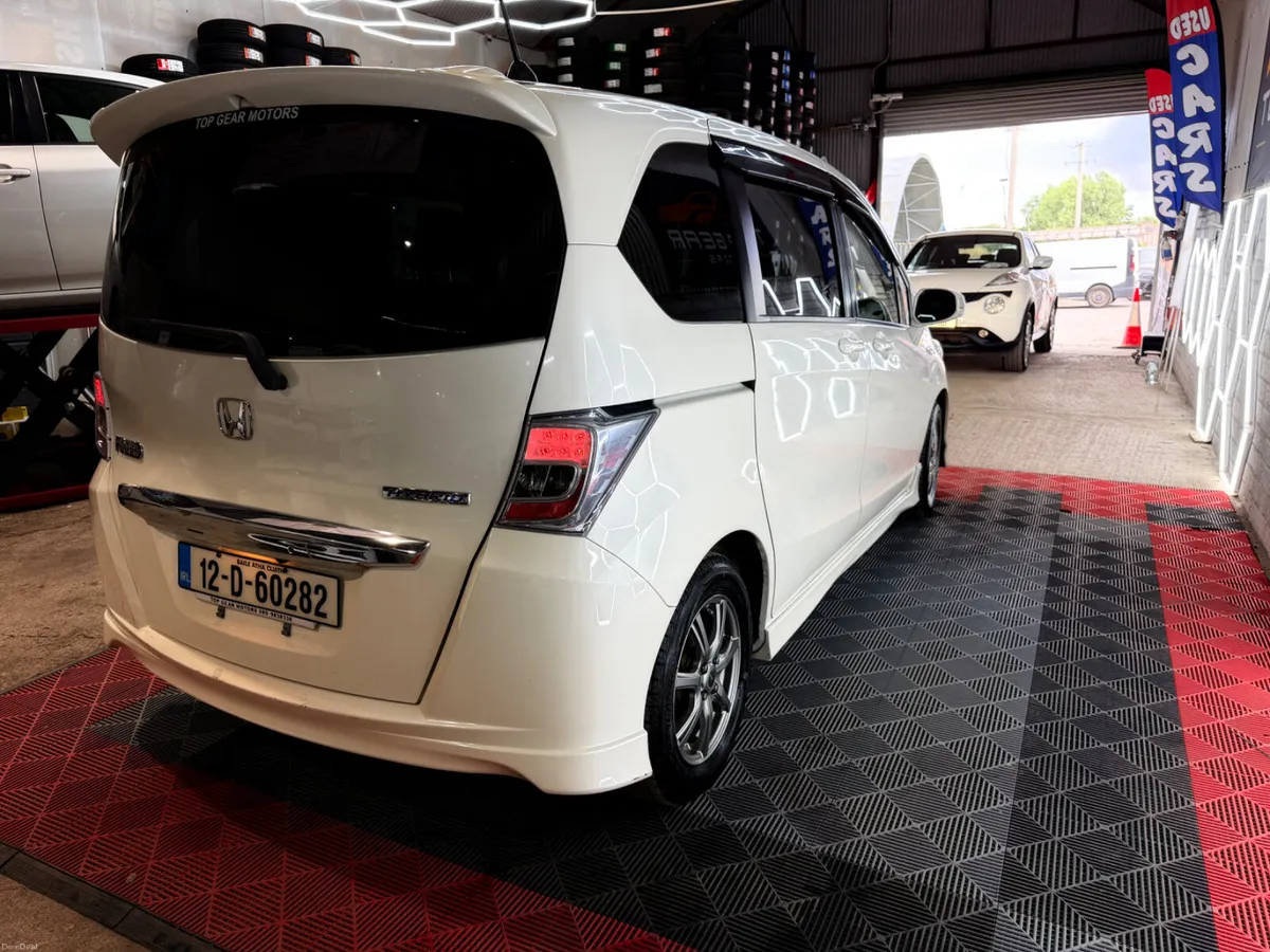 Honda Freed 2012 - Image 6