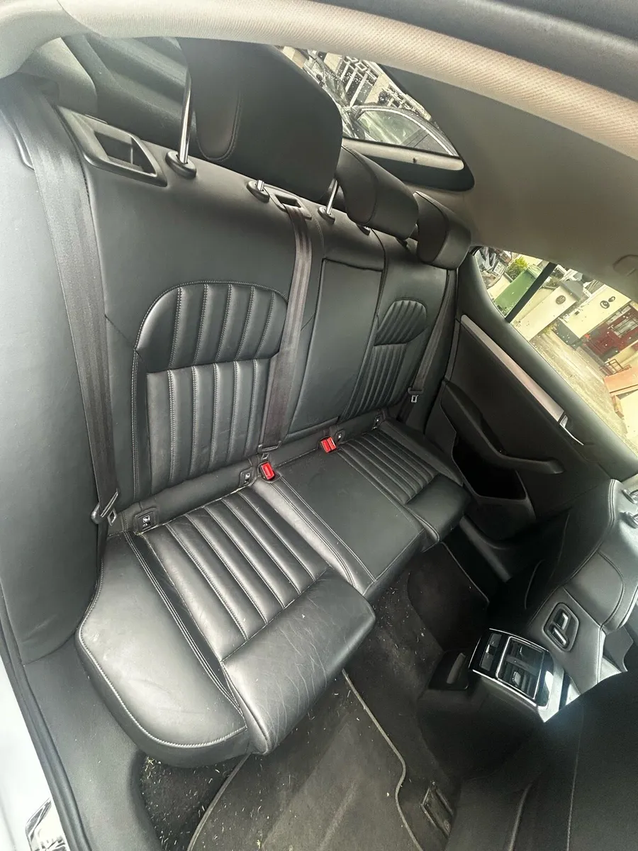 2019 Skoda Superb Sportline Style 2.0 TDI 150HP - Image 6