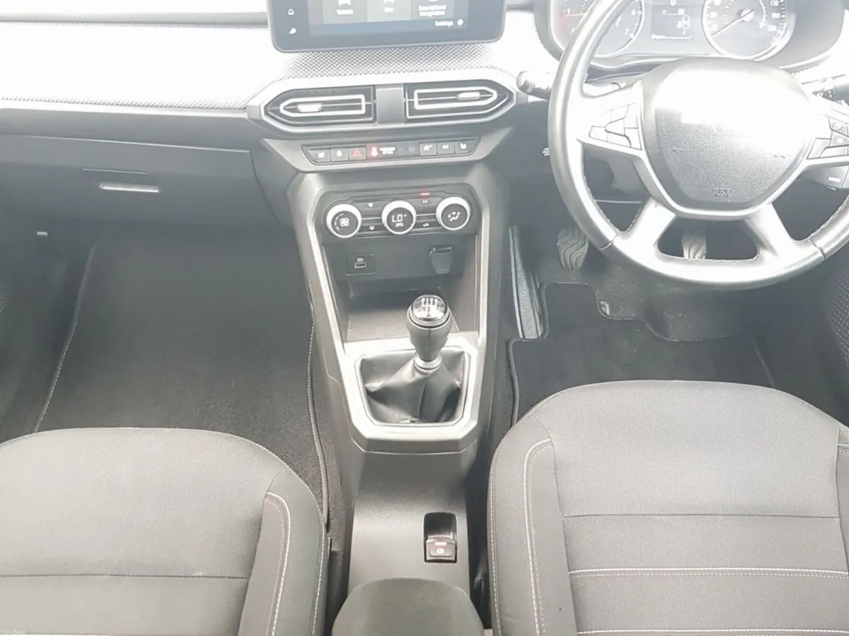 Dacia Jogger TCe 110 Extreme SE - Image 3